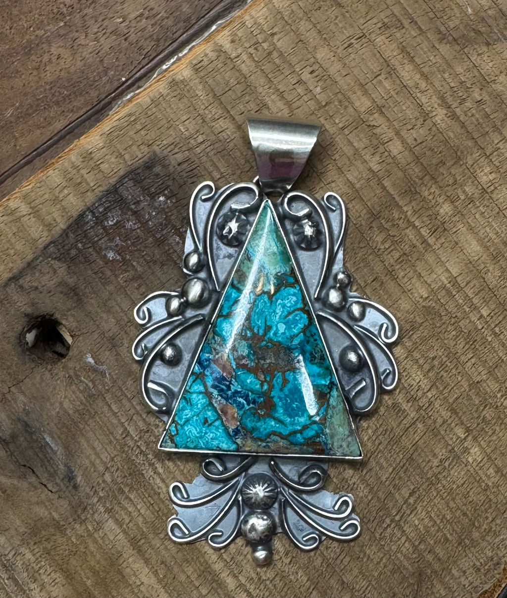 3002 - M. Willie Custom Pendant