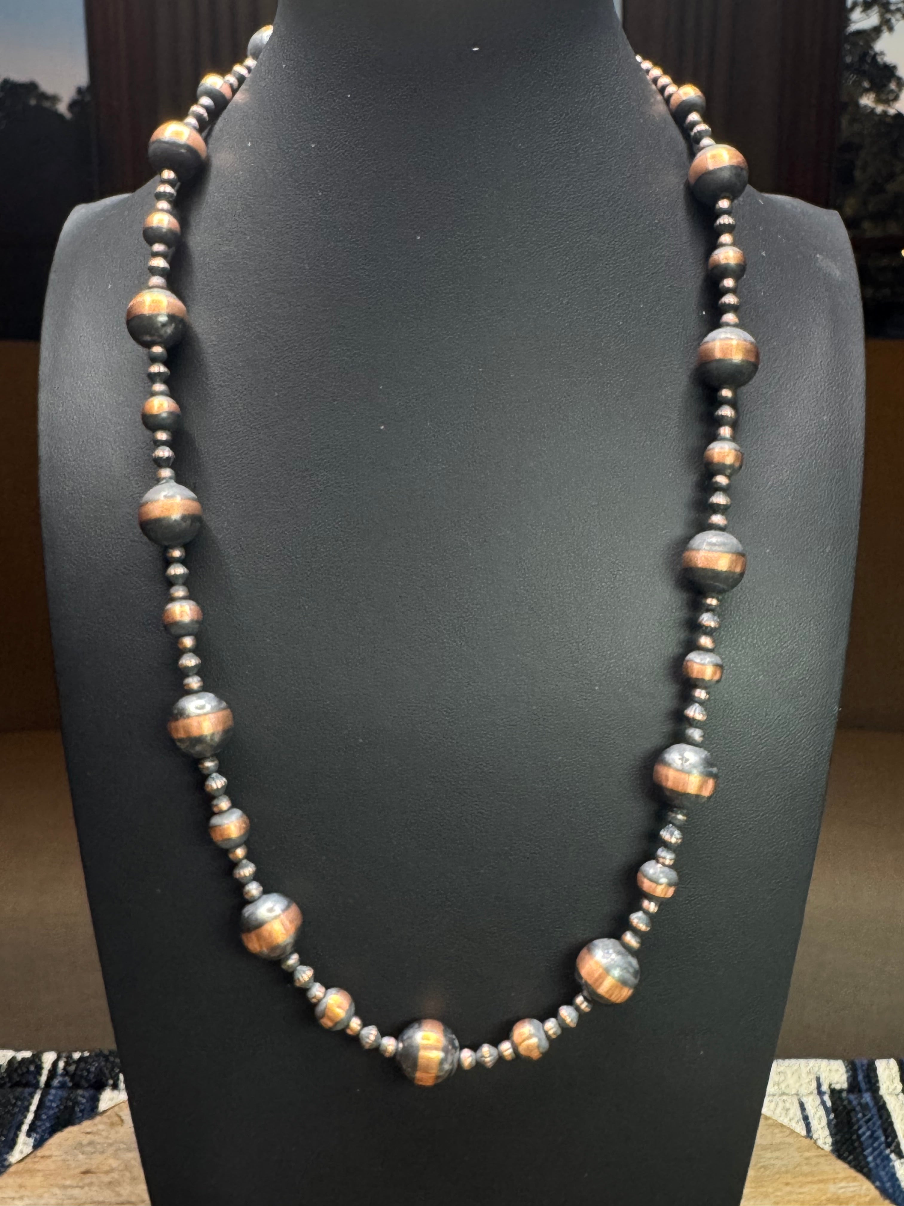 3005 - 22" Copper Variegated Beaded Necklace