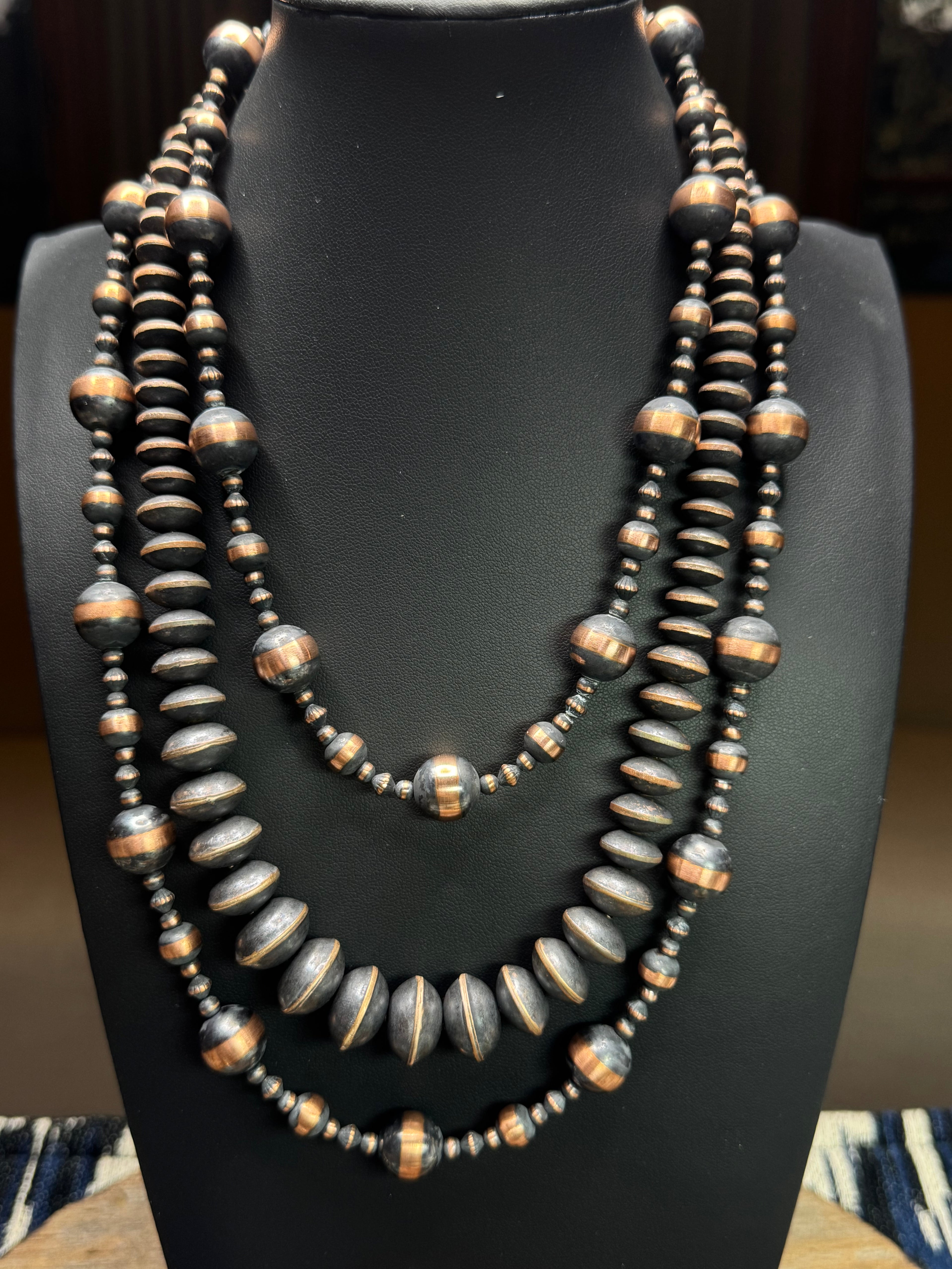 3004 - 18” Copper Variegated Beaded Necklace